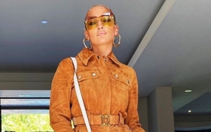 Jennifer Lopez Looks Dispirited as She's Left Stranded at Hamptons Beach for Violating Parking Rules