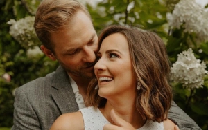 'Love Is Blind' Star Kenny Barnes Spills Details of Engagement to GF Alexandra Garrison
