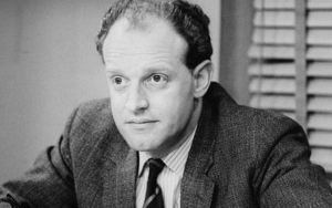 Frank Windsor Passes Away at 92