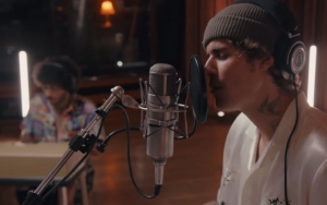 Watch Justin Bieber and Benny Blanco Perform Stripped-Down Version of 'Lonely'