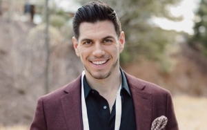 Peter Giannikopoulos of 'The Bachelorette' Escapes Car Crash With Minor Injury Post-COVID Diagnosis