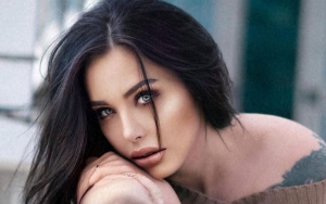 90 Day Fiance: Deavan Clegg Calls Out 'Rude' People Following Pregnancy Rumors
