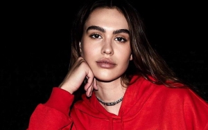 Amelia Hamlin Gets Breast Reduction Surgery Over Badly Infected Piercing