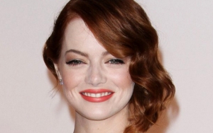 Emma Stone to Help Raise Fund for Beirut Recovery Effort by Auctioning Off 2015 Oscars Dress
