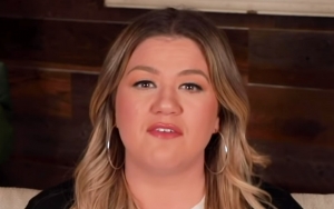 Kelly Clarkson Says Divorce Allows Her to Be the Best Version of Herself