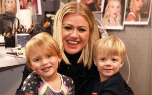 Kelly Clarkson Opens Up About Her Parenting Struggles Amid Divorce 