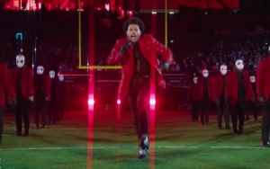 Super Bowl LV: The Weeknd Earns Praise for Epic Halftime Show With Bandaged Dancers