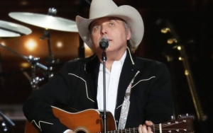 Dwight Yoakam Sues Record Label in Attempt to Win Back Rights to Early Songs