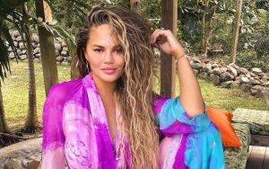 Chrissy Teigen Likens Self to 'Juicy Blow Up Doll' After Suffering From Extreme Allergic Reaction