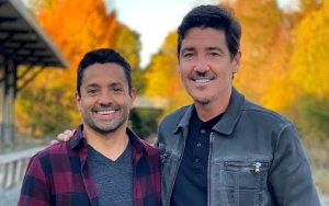 Jonathan Knight May Elope With Fiance Due to Never-Ending Pandemic
