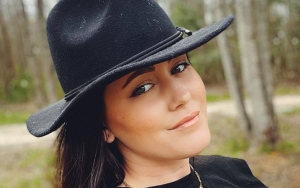 Jenelle Evans Self-Diagnoses Herself as She Experiences Painful and 'Weird Symptoms' on Her Spine