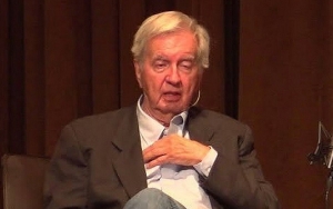 Pulitzer Prize-Winning Writer Larry McMurtry Dies at 84