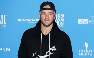 Colton Underwood Spotted at Gay Bar Days After Coming Out