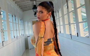 Kylie Jenner Flaunts Baby Bump in Crop Top During NYC Fashion Week Outing
