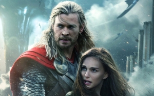 Chris Hemsworth and Natalie Portman Hold Hands as They Return on 'Thor: Love and Thunder' Set