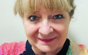 Janey Godley Calls Off Comedy Tour as She's Hospitalized With Ovarian Cancer