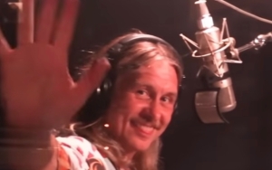 Mark Owen Finds It 'Exciting' as His New Album Features Daughters on Vocals