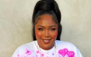 Lizzo Changes 'Grrrls' Lyric After Backlash Over 'Unintentional' Use of 'Ableist Slur'