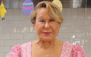 'The Simpsons' Star Yeardley Smith Marries Ex-Cop She Met at Event Neither of Them Wanted to Go