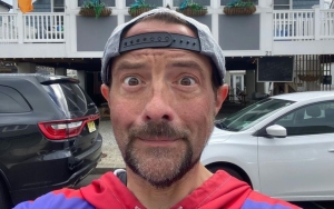 Kevin Smith Calls 'Batgirl' Cancellation 'Incredibly Bad Look'