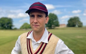 Matthew Lewis Puts Air Canada on Blast After Getting Kicked Out of First-Class Seating