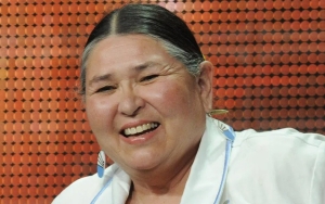Sacheen Littlefeather, Who Declined Marlon Brando's Oscar, Died 3 Months After Academy's Apology