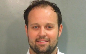Josh Duggar Unrecognizable With Long Beard in First Prison Photo