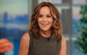 Jennifer Grey Confirms She Will Be Joined by Other Familiar Faces for 'Dirty Dancing' Sequel