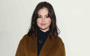 Selena Gomez Debuts Shocking Hair Transformation in Restroom Antic Video