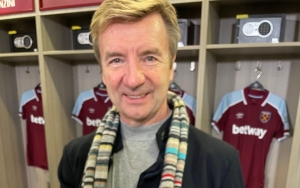 Christopher Dean Hospitalized With Hand Injury
