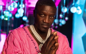 Akon Clowned After Debuting His New Hairdo Following 'Painful' Hair Transplant Surgery