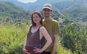 Bonnie Wright Debuts Baby Bump as She and Husband Are Expecting Their First Child