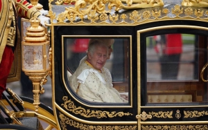 King Charles and Camilla Transported in Diamond Jubilee State Coach for Coronation
