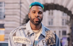 Jason Derulo Urges Artists to Do This to Discourage Fans From Throwing Random Objects Onstage