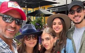 Kyle Richards and Mauricio Umansky Prove Split Rumors Wrong With Fourth of July Outing