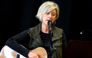 The Dixie Chicks' Founding Member Laura Lynch Killed in Car Crash