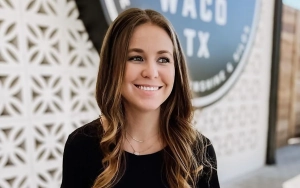 Jana Duggar Suspected to Be Engaged After Sharing New Pics