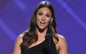 Jennifer Garner Celebrates Success with Angel City FC at ESPY Awards