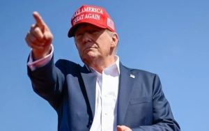 Donald Trump Missing a Chunk of His Ear After Getting Shot During Assassination Attempt