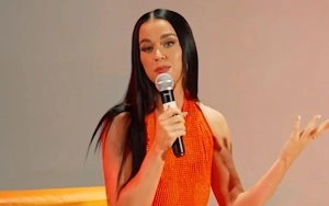 Katy Perry and Team Having 'Crisis Talk' Due to 'Woman's World' Flop
