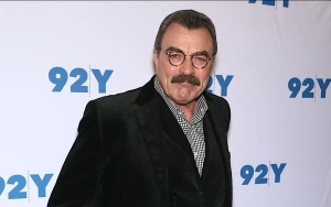 Tom Selleck Spotted With Knee Scars as He Appears to Have Trouble Walking