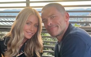 Kelly Ripa Discusses 'Gray Divorce' With Husband Mark Consuelos