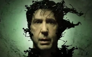 David Schwimmer Gets Possessed in 'Goosebumps: The Vanishing' Spine-Tingling Trailer