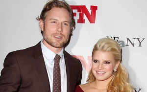 Jessica Simpson Ditches Wedding Ring Amid Marital Tension With Eric Johnson