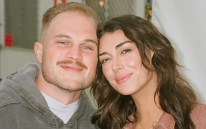Zach Bryan's Ex Brianna Chickenfry Details His Alleged Controlling Behavior at Golden Globes 
