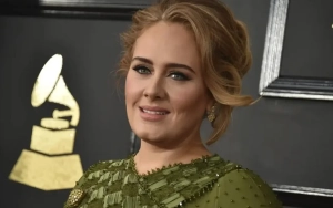Adele Flaunts Huge Engagement Ring at Las Vegas Show