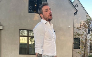 Dax Shepard Claims He and Daughter Lincoln Share Leg Shaving Duties