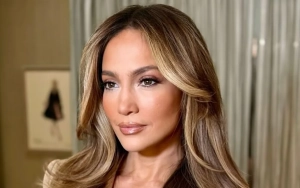 Jennifer Lopez Sizzles at Post-Thanksgiving Dinner