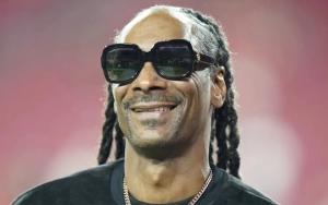Snoop Dogg Appears to Tell Lil Wayne to Stop 'Crying' About Super Bowl Snub