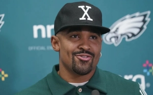 Jalen Hurts Fined by NFL for Wearing Mismatched Shoes, Jordan Brand Offers to Pay on His Behalf